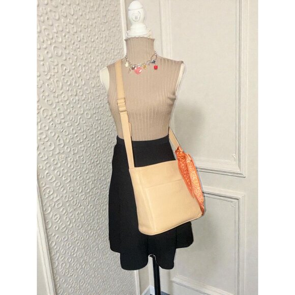 VTG Coach Sonoma Pocket Zip Crossbody 4924 Wheat Pebbled Leather Brass 90s USA - Picture 2 of 9